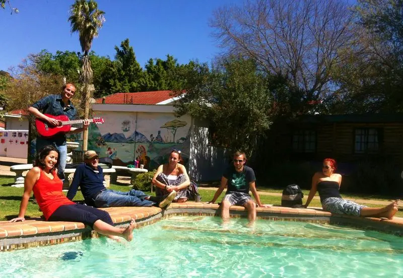 1322 Backpackers International
